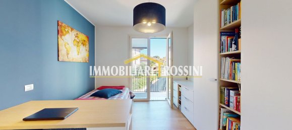 Apartamento de 3 habitaciónes en Malnate, Italy No. 188163 15