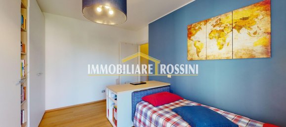 Apartamento de 3 habitaciónes en Malnate, Italy No. 188163 16