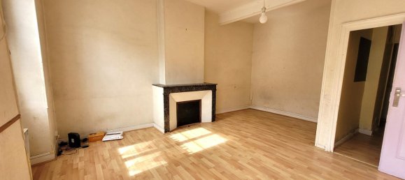 2 bedrooms Apartment in Fleury-les-Aubrais, France No. 63653 11