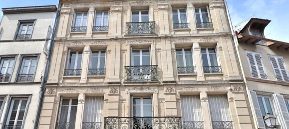 2 bedrooms Apartment in Troyes, France No. 62266 2
