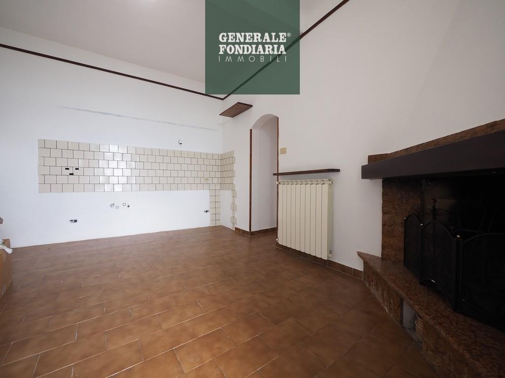 Casa de 4 divisões em Follo, Italy N.º 117623