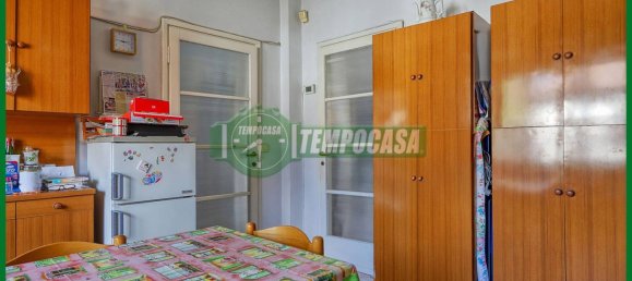 5 bedrooms Villa in Varese, Italy No. 15173 7