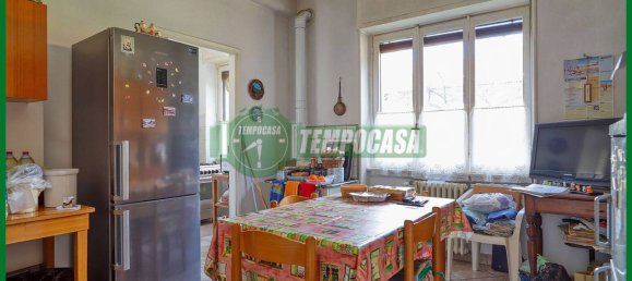 5 bedrooms Villa in Varese, Italy No. 15173 6