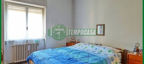 5 bedrooms Villa in Varese, Italy No. 15173 12