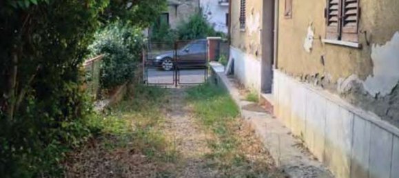 Gebäude in Arezzo, Italy 292m², Nr. 334768 10