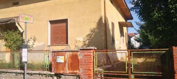 Gebäude in Arezzo, Italy 292m², Nr. 334768 5