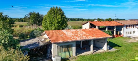 4 bedrooms House in Pozzolengo, Italy No. 378818 9