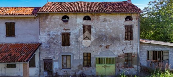 4 bedrooms House in Pozzolengo, Italy No. 378818 8