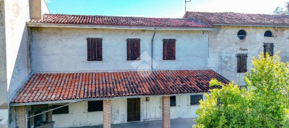 4 bedrooms House in Pozzolengo, Italy No. 378818 15