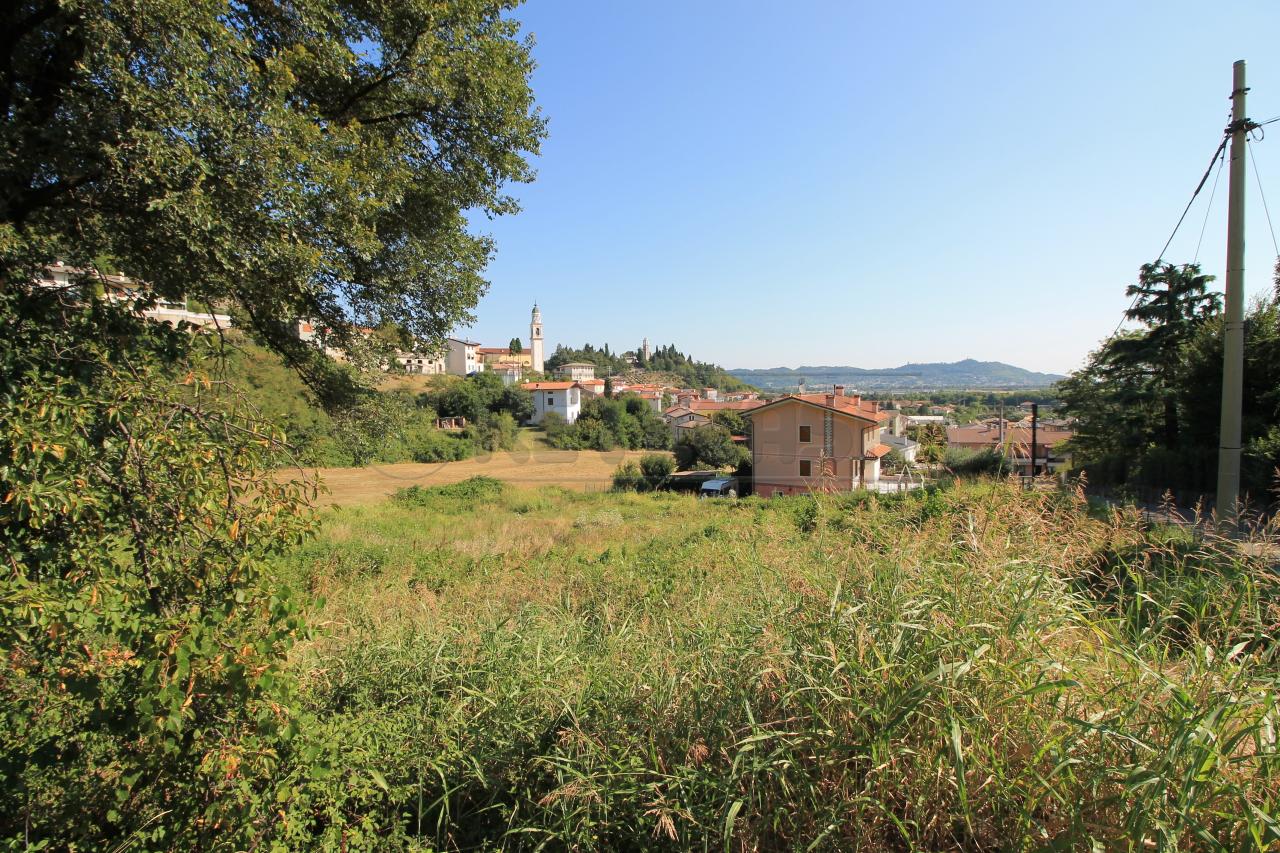 1-Zimmer Grundstück in Montorso Vicentino, Italy, Nr. 137271