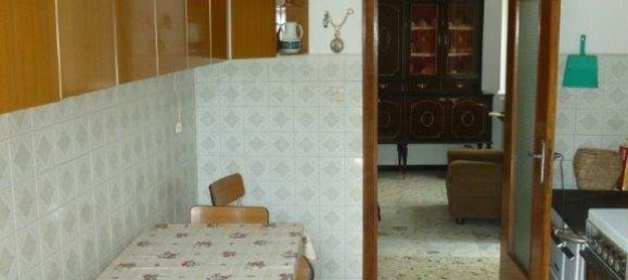 3 Schlafzimmer Villa in Rapallo, Italy, Nr. 38444 4