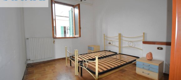 Apartamento de 3 dormitorios en Viareggio, Italy No. 42535 15