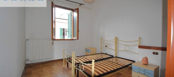 Apartamento de 3 dormitorios en Viareggio, Italy No. 42535 14