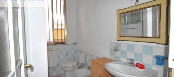Apartamento de 3 dormitorios en Viareggio, Italy No. 42535 30