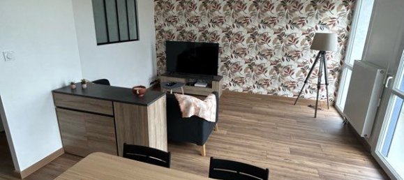 3 bedrooms Apartment in Cholet, France No. 342025 2