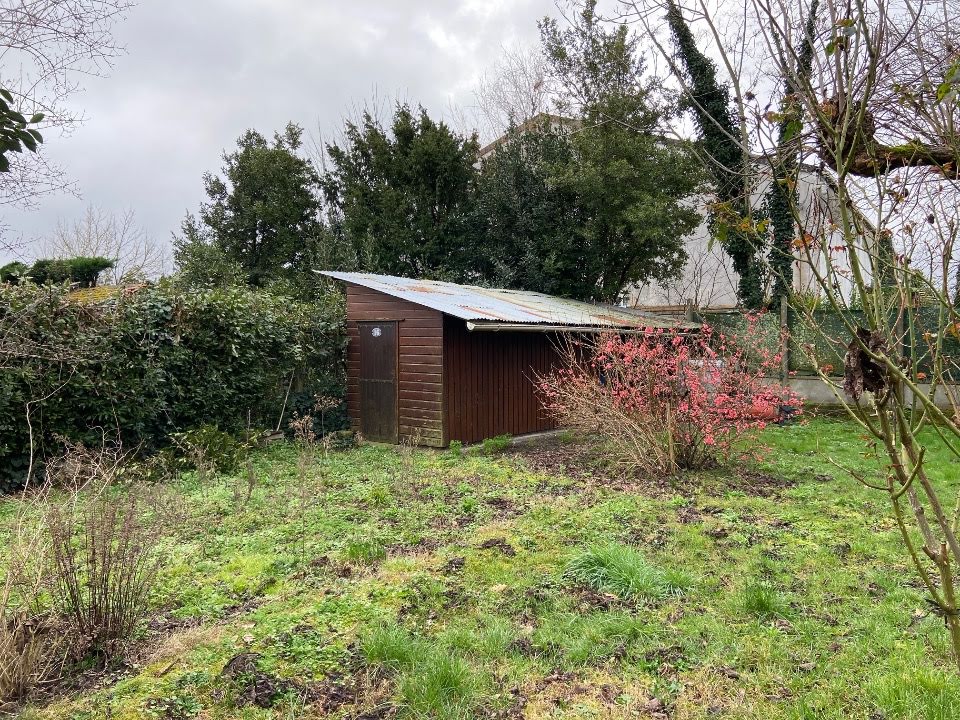 420m² Land in Merignac, France No. 152614