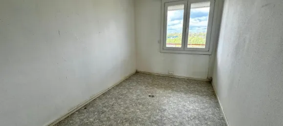 5 rooms Apartment in Maubeuge, France No. 274970 8