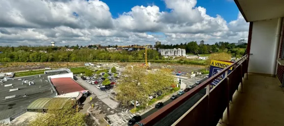 5 rooms Apartment in Maubeuge, France No. 274970 11