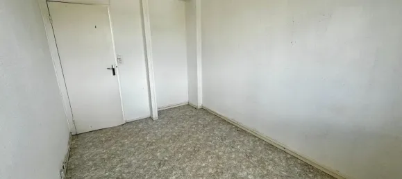 5 rooms Apartment in Maubeuge, France No. 274970 9