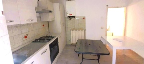 Квартира с 2 спальнями в Портовенере, Италия № 320487 8