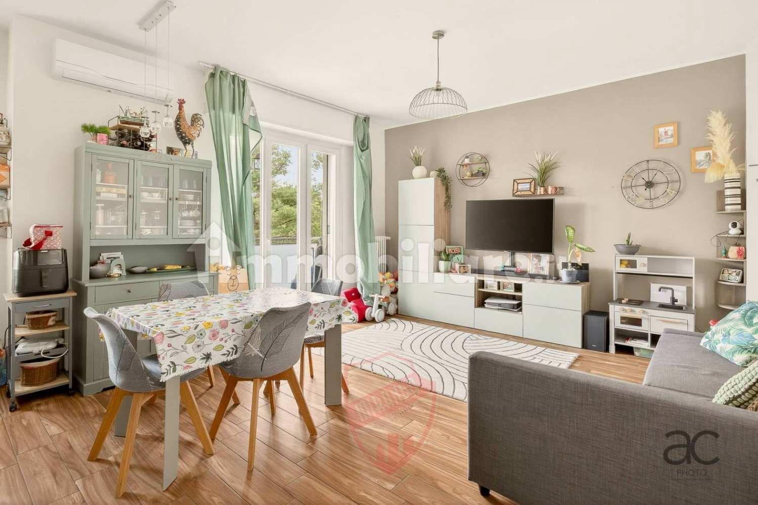 Apartamento de 2 dormitorios en Milan, Italy No. 310230