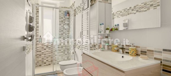 Apartamento de 2 dormitorios en Milan, Italy No. 310230 23