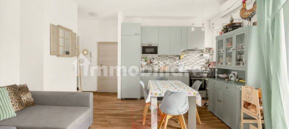 Apartamento de 2 dormitorios en Milan, Italy No. 310230 4