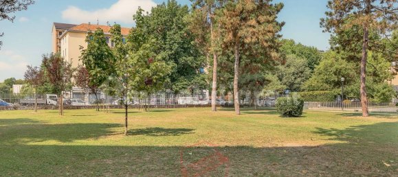 Apartamento de 2 dormitorios en Milan, Italy No. 310230 11