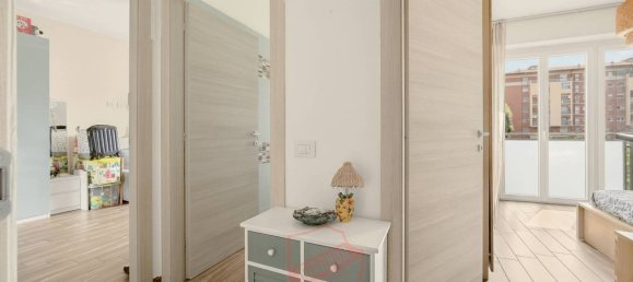 Apartamento de 2 dormitorios en Milan, Italy No. 310230 21