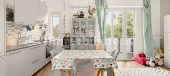 Apartamento de 2 dormitorios en Milan, Italy No. 310230 7