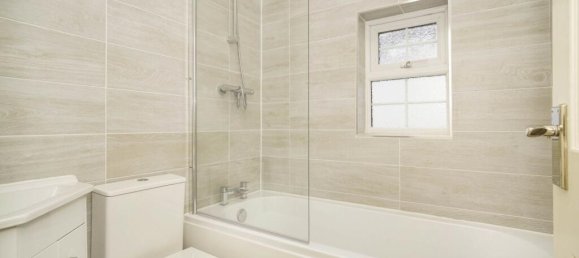 منزل في Manchester, United Kingdom رقم 2140 12