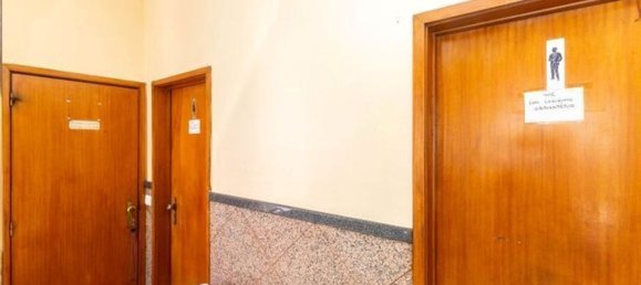 91m² Commercial property in Vila Nova de Gaia, Portugal No. 318631 13