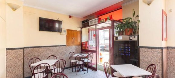 91m² Commercial property in Vila Nova de Gaia, Portugal No. 318631 2