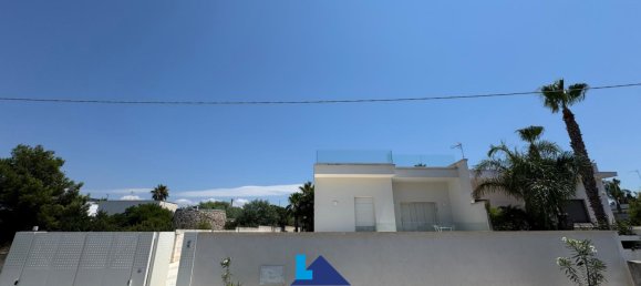 2 غرف نوم فيلا في Racale, Italy رقم 305848 19