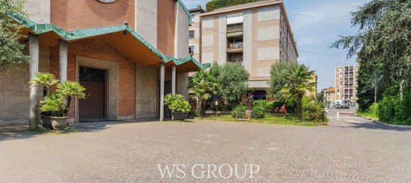 4 غرف نوم شقة في Monza, Italy رقم 361189 30