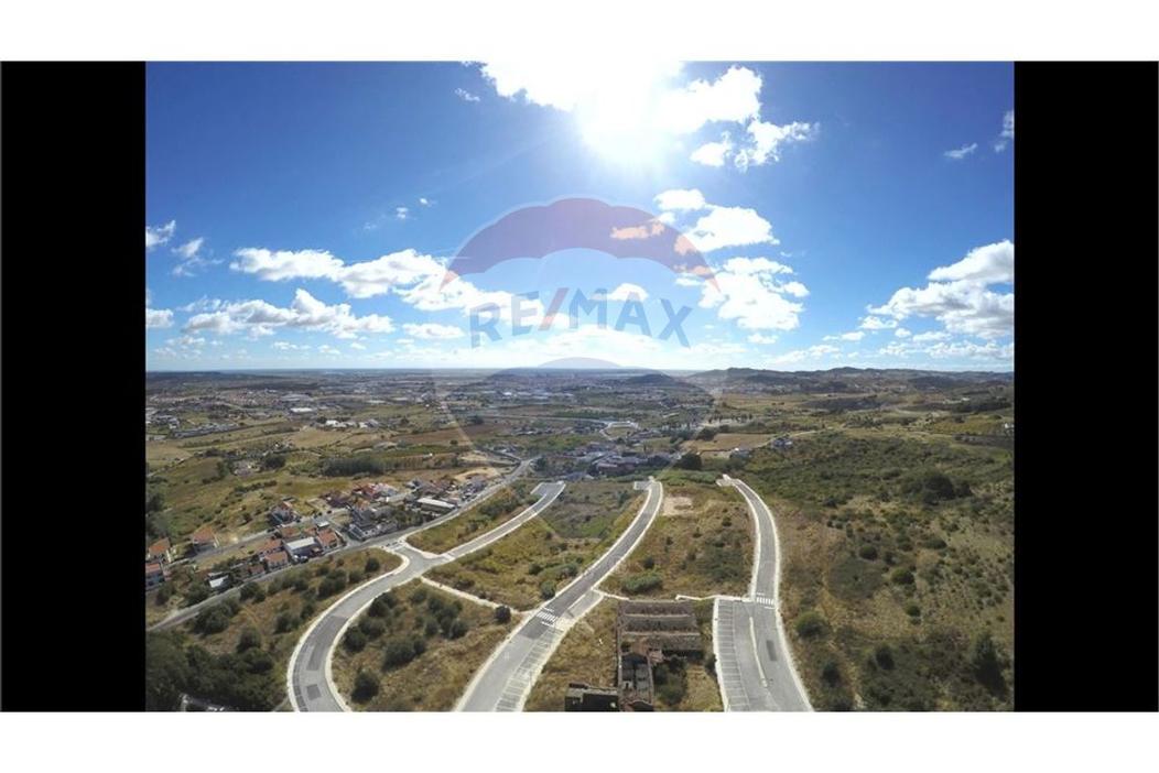 Grundstück in Alenquer, Portugal 700m², Nr. 66456