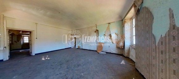 3 bedrooms Apartment in Savona, Italy No. 196922 4