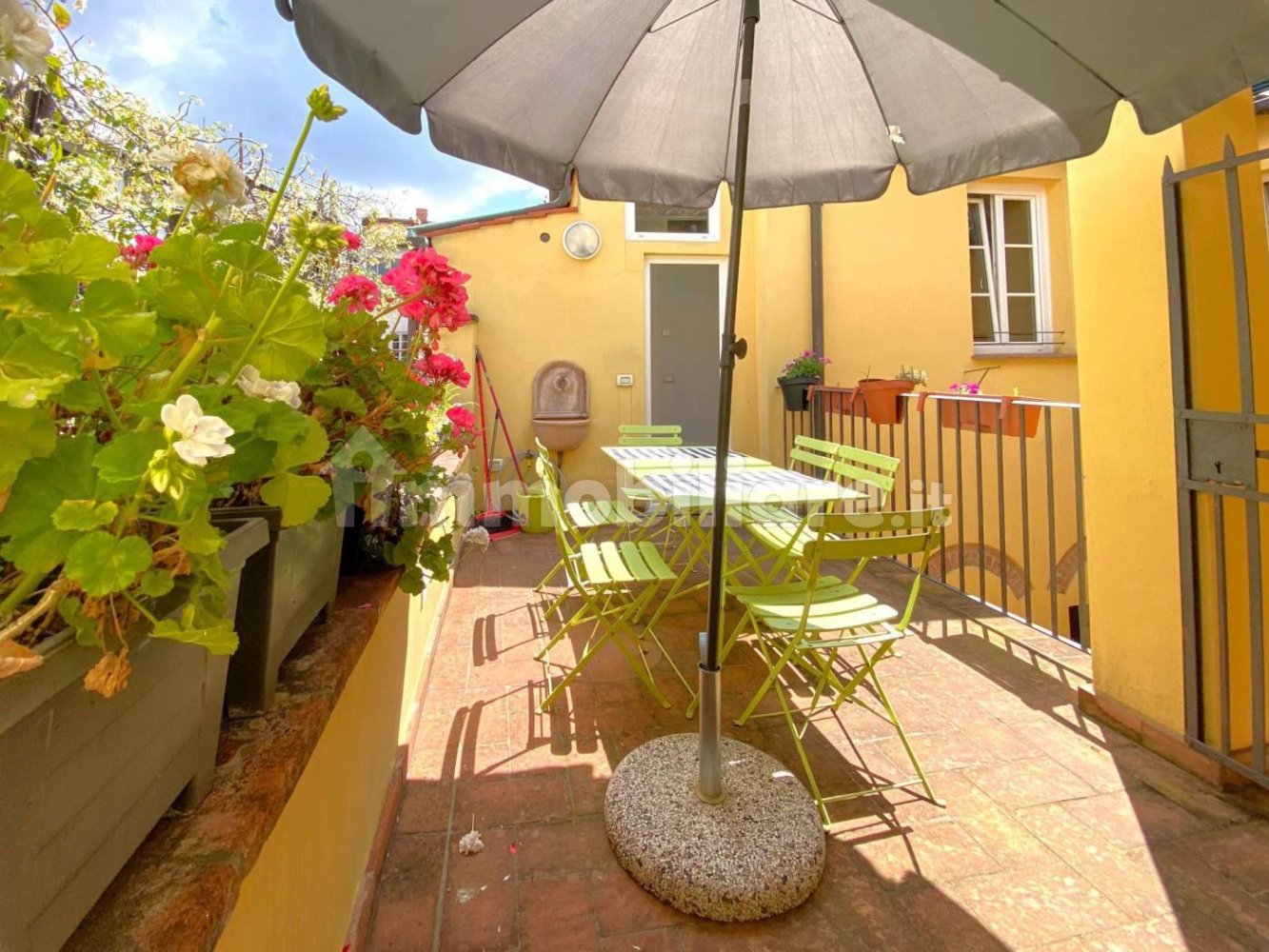 3 bedrooms Apartment in Lucca, Italy No. 158384