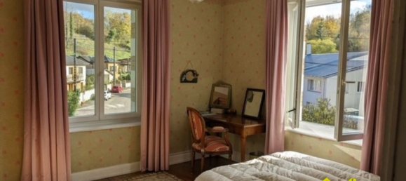 4 bedrooms House in Thiaucourt-Regnieville, France No. 77809 8