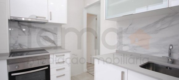 Квартира с 1 спальней в Лиссабон, Португалия № 151952 4