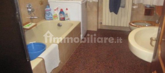 3 chambres Appartement à Valsamoggia, Italy No. 330577 2