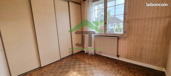 4 chambres Maison à Châteaudun, France No. 65721 10