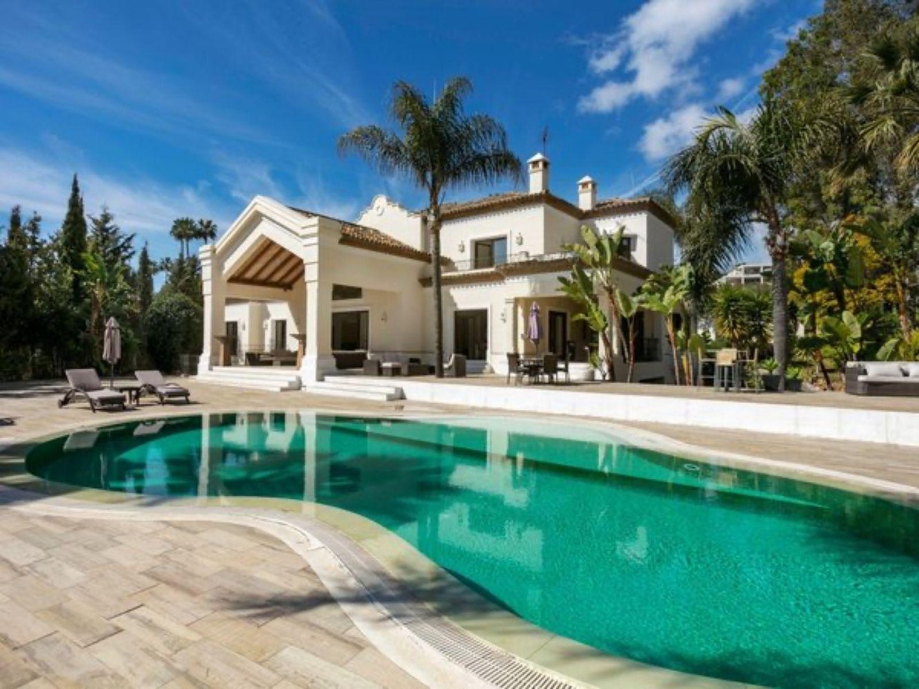 Вилла с 6 спальнями в Марбелья, Испания № 144050