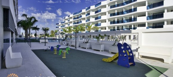 3 bedrooms Penthouse in Fuengirola, Spain No. 5729 20