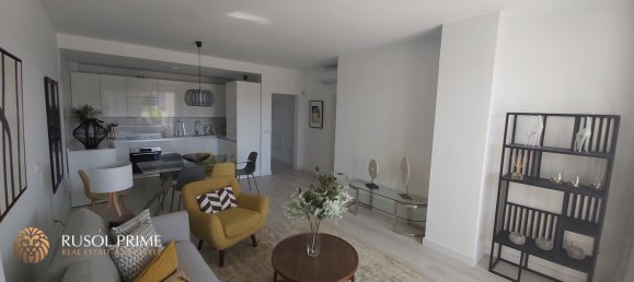 3 bedrooms Penthouse in Fuengirola, Spain No. 5729 15