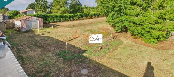 Casa de 3 dormitorios en Charente-Maritime, France No. 335637 12