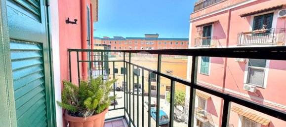 2 bedrooms Apartment in Naples, Italy No. 315594 9