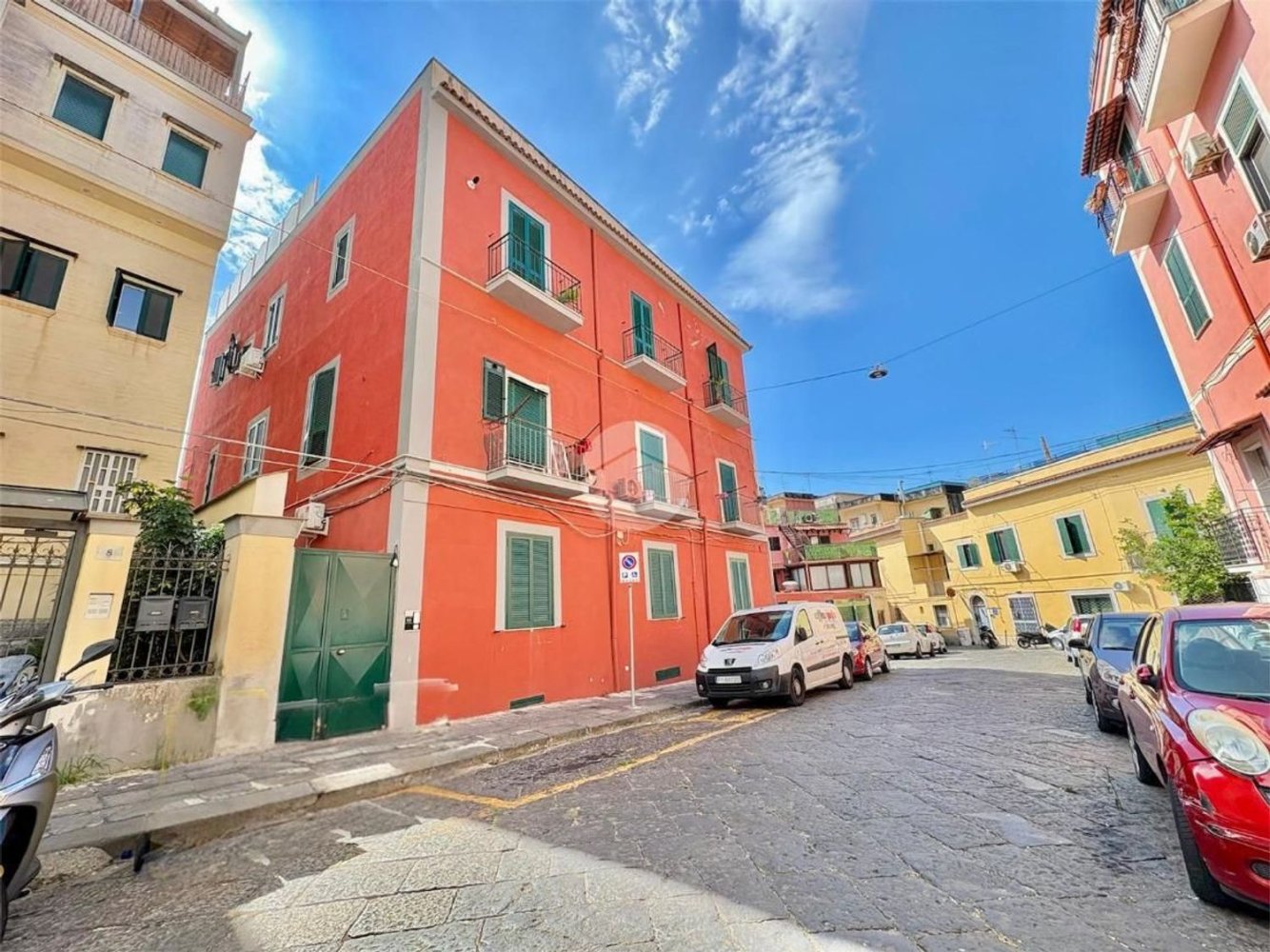 2 bedrooms Apartment in Naples, Italy No. 315594