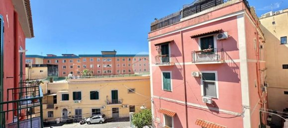 2 bedrooms Apartment in Naples, Italy No. 315594 11