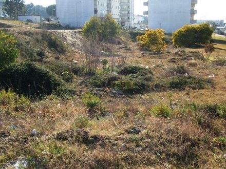 200m² Land in Darque, Portugal No. 65544